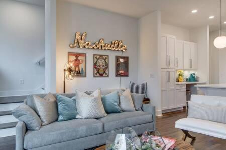 The Kora - Rooftop Luxury In Nashville'S Gulch Bagian luar foto