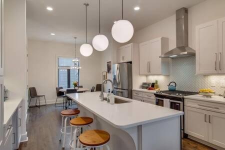 The Kora - Rooftop Luxury In Nashville'S Gulch Bagian luar foto