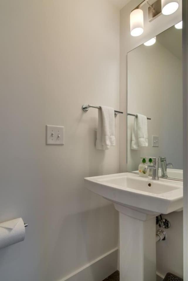 The Kora - Rooftop Luxury In Nashville'S Gulch Bagian luar foto
